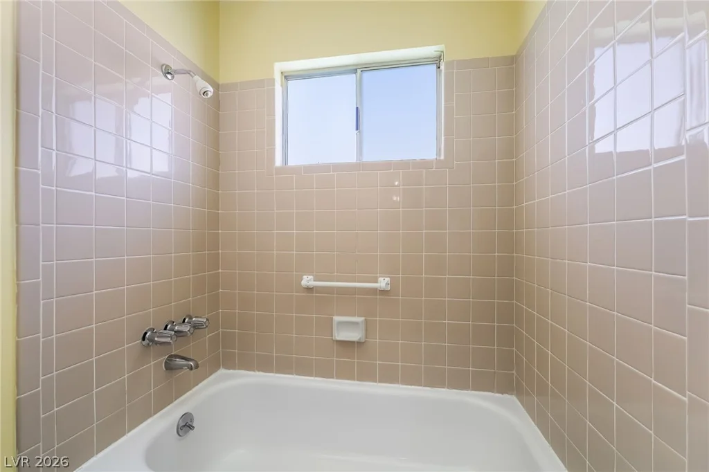 3649 Maria, Las Vegas, NV 89121