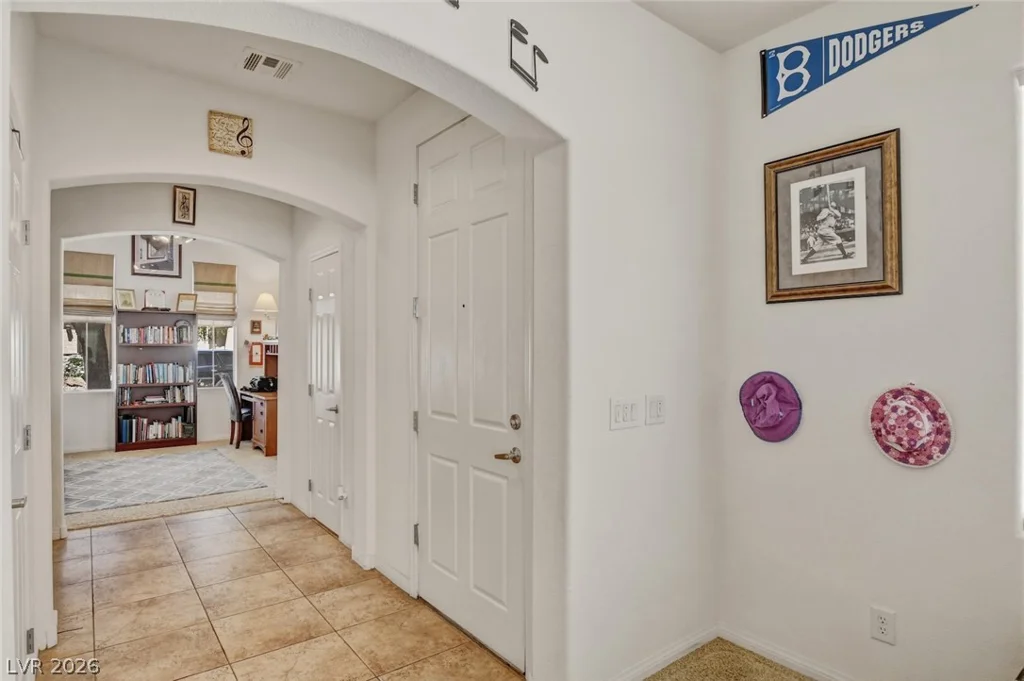 7932 Kelburn Hill, Las Vegas, NV 89131