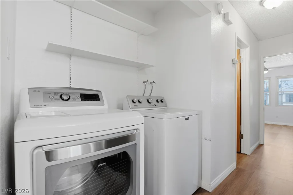 6811 Mangrum, Las Vegas, NV 89103