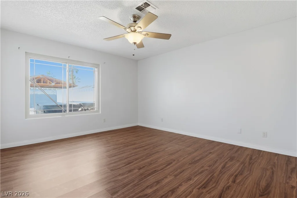 6811 Mangrum, Las Vegas, NV 89103