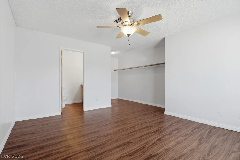 6811 Mangrum, Las Vegas, NV 89103