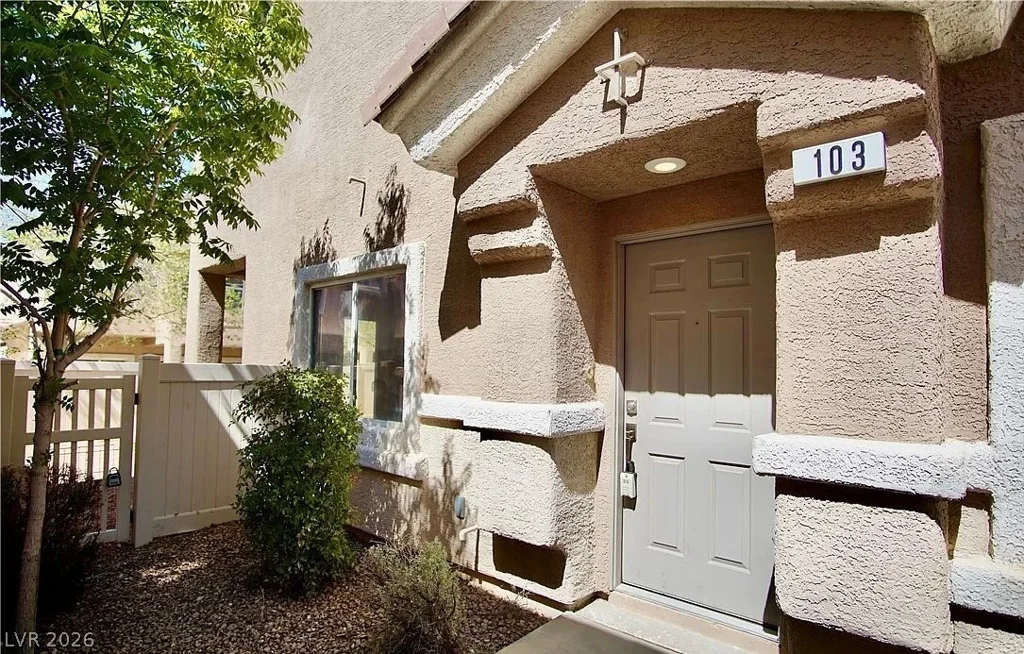 1160 Volcanic Garden, Las Vegas, NV 89183