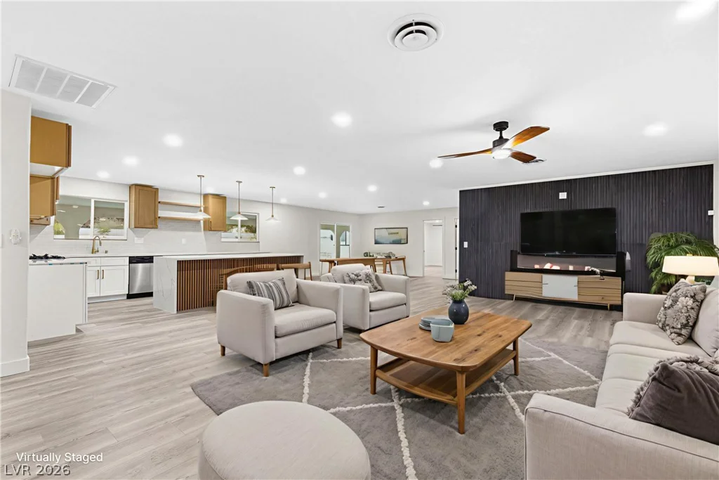 271 Middleton, Henderson, NV 89015
