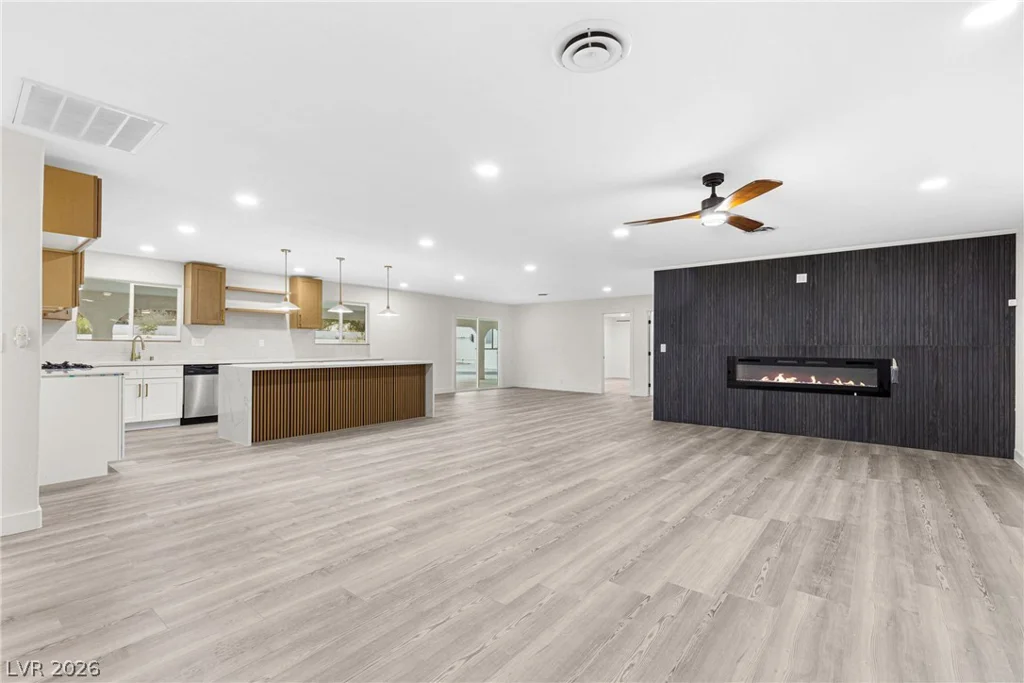 271 Middleton, Henderson, NV 89015