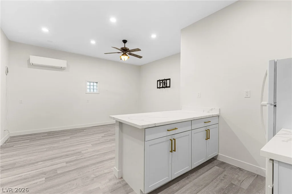 271 Middleton, Henderson, NV 89015