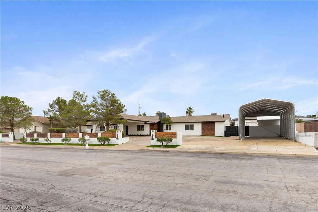 271 Middleton, Henderson, NV 89015