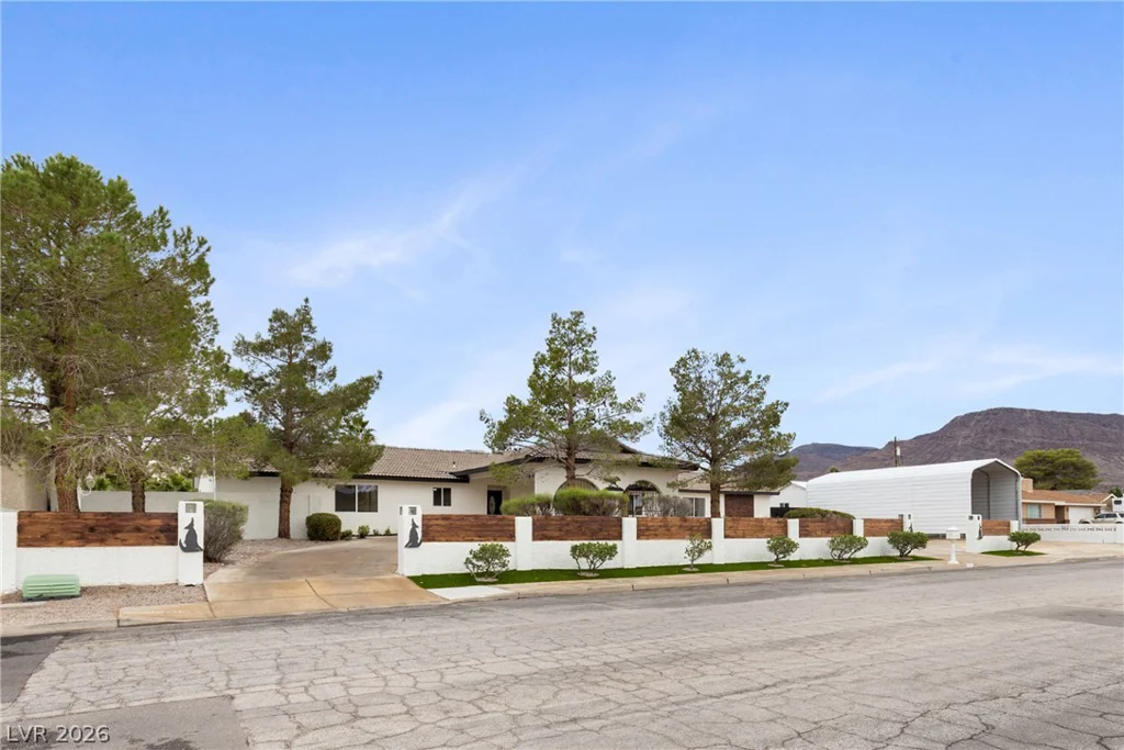 271 Middleton, Henderson, NV 89015