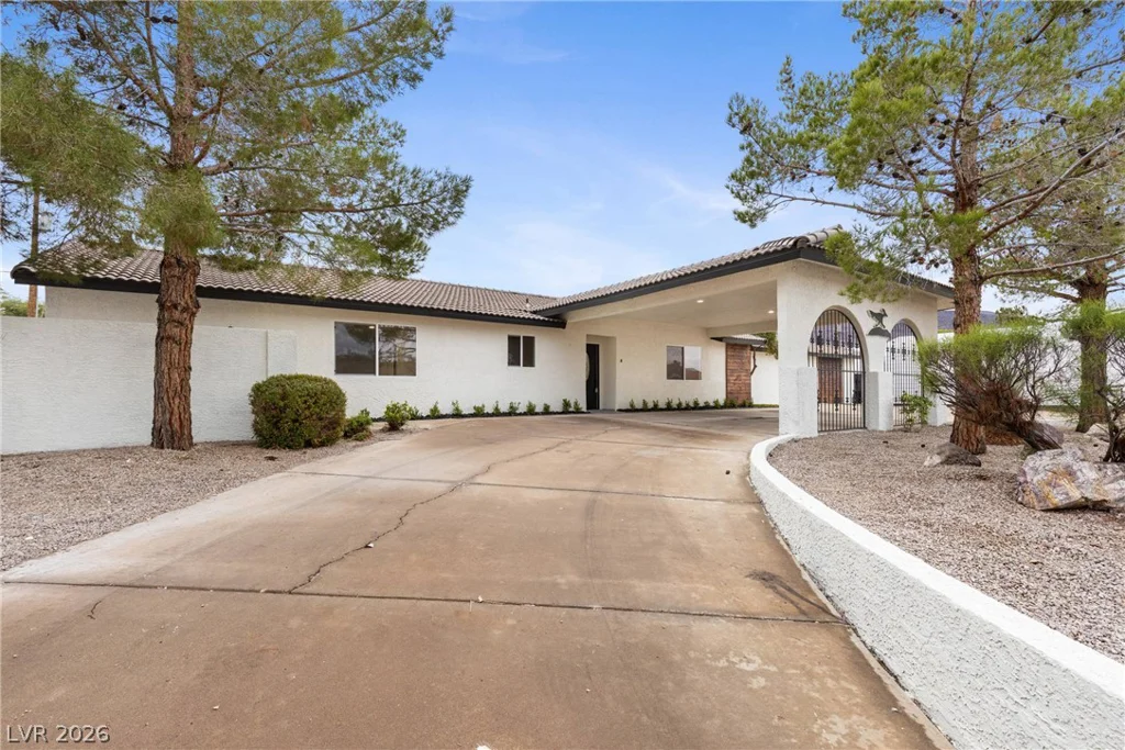 271 Middleton, Henderson, NV 89015
