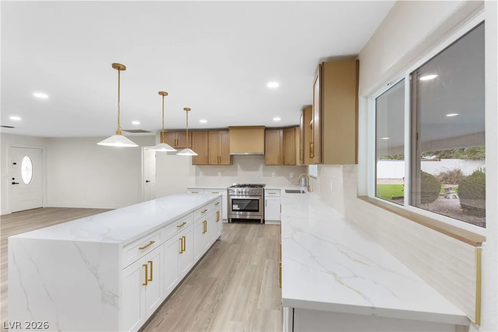 271 Middleton, Henderson, NV 89015