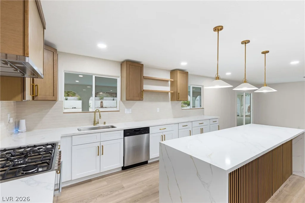 271 Middleton, Henderson, NV 89015