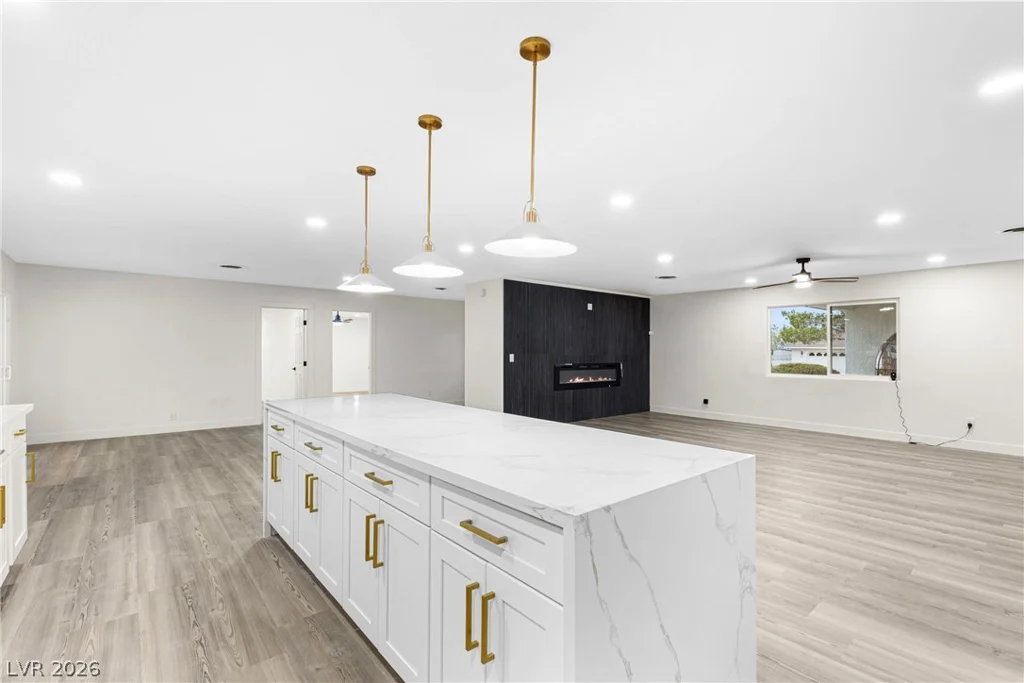 271 Middleton, Henderson, NV 89015