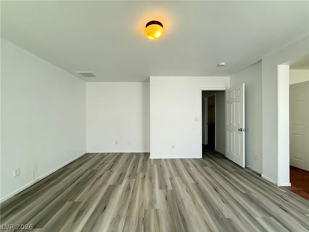 3221 Aspinwall, North Las Vegas, NV 89081