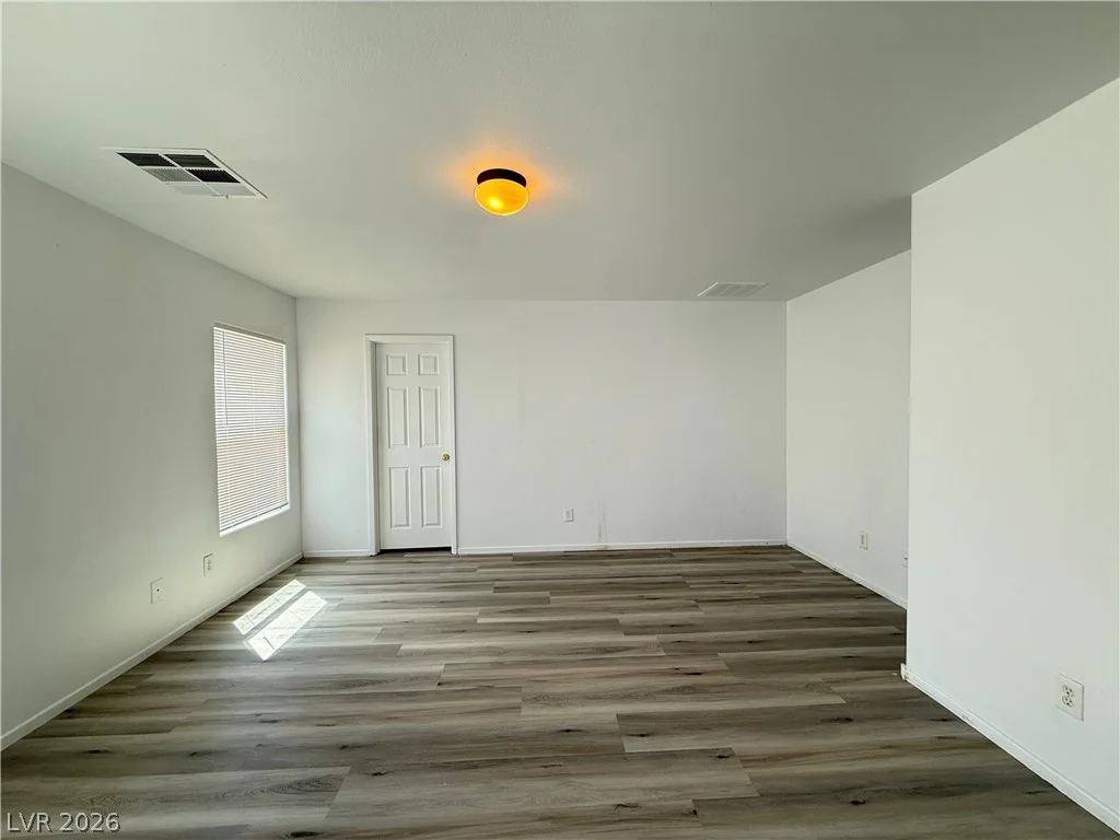 3221 Aspinwall, North Las Vegas, NV 89081