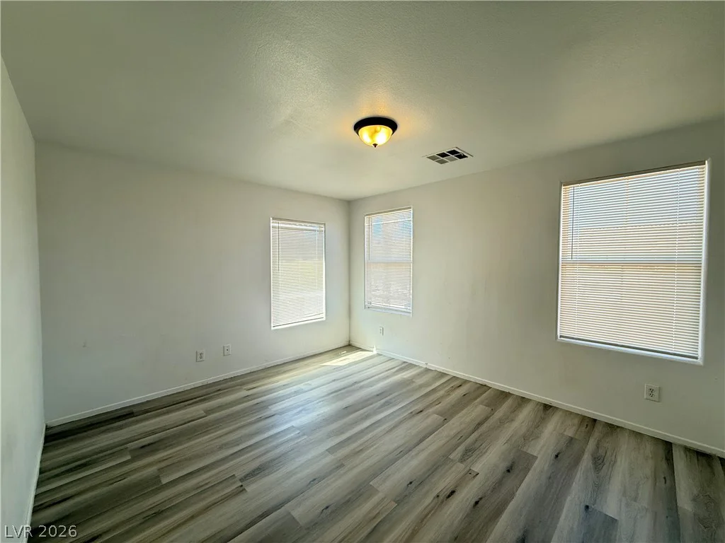 3221 Aspinwall, North Las Vegas, NV 89081