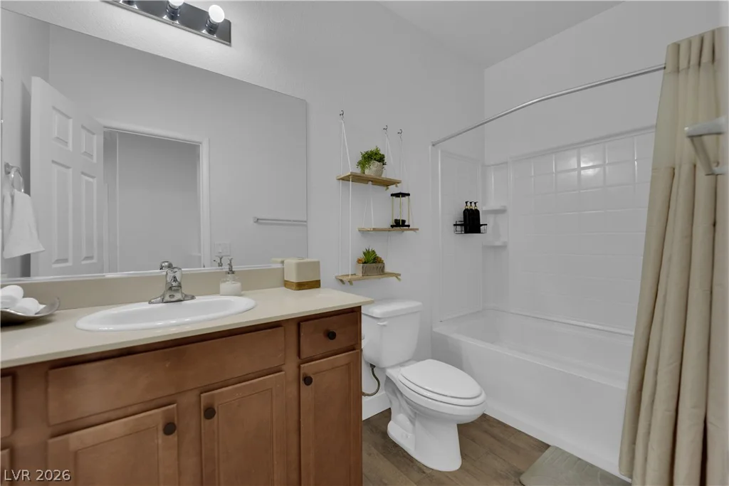 6489 Burns Allen, Las Vegas, NV 89122