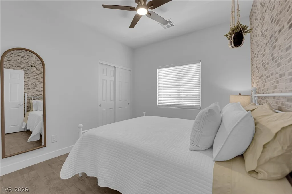 6489 Burns Allen, Las Vegas, NV 89122
