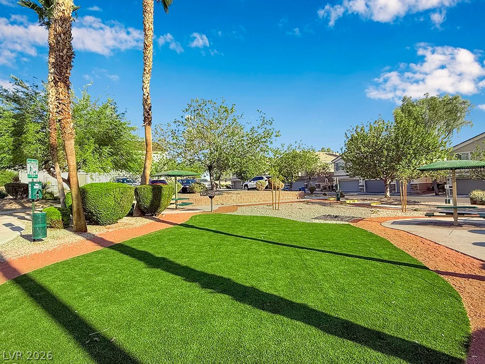 6489 Burns Allen, Las Vegas, NV 89122