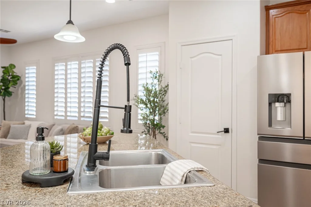 3709 Citrus Heights, North Las Vegas, NV 89081