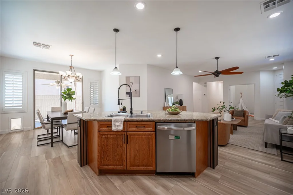 3709 Citrus Heights, North Las Vegas, NV 89081