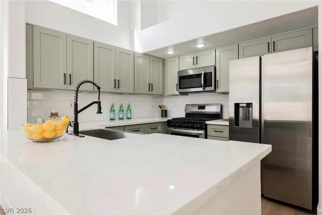 2336 Bloomington, Las Vegas, NV 89134