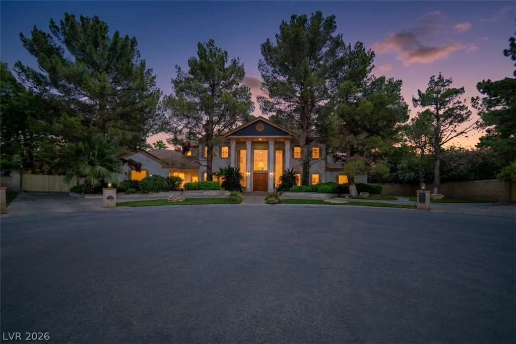 3687 Happy, Las Vegas, NV 89120