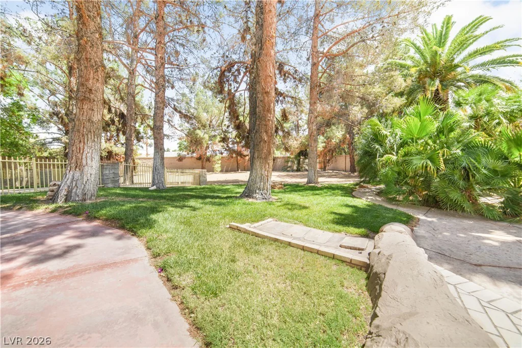 3687 Happy, Las Vegas, NV 89120