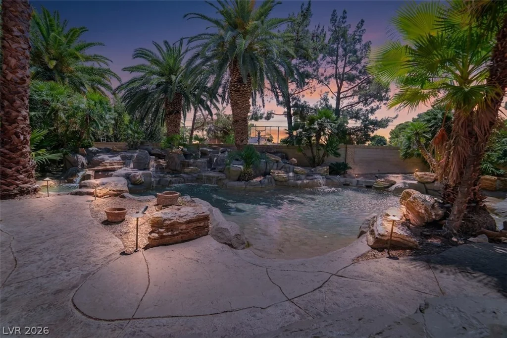 3687 Happy, Las Vegas, NV 89120