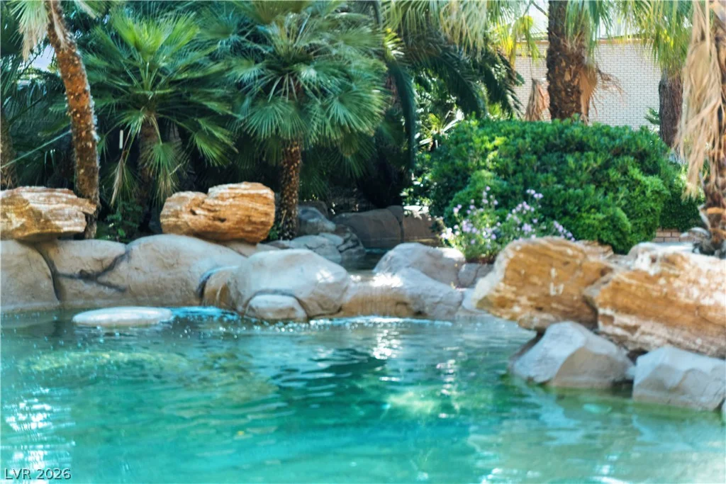 3687 Happy, Las Vegas, NV 89120