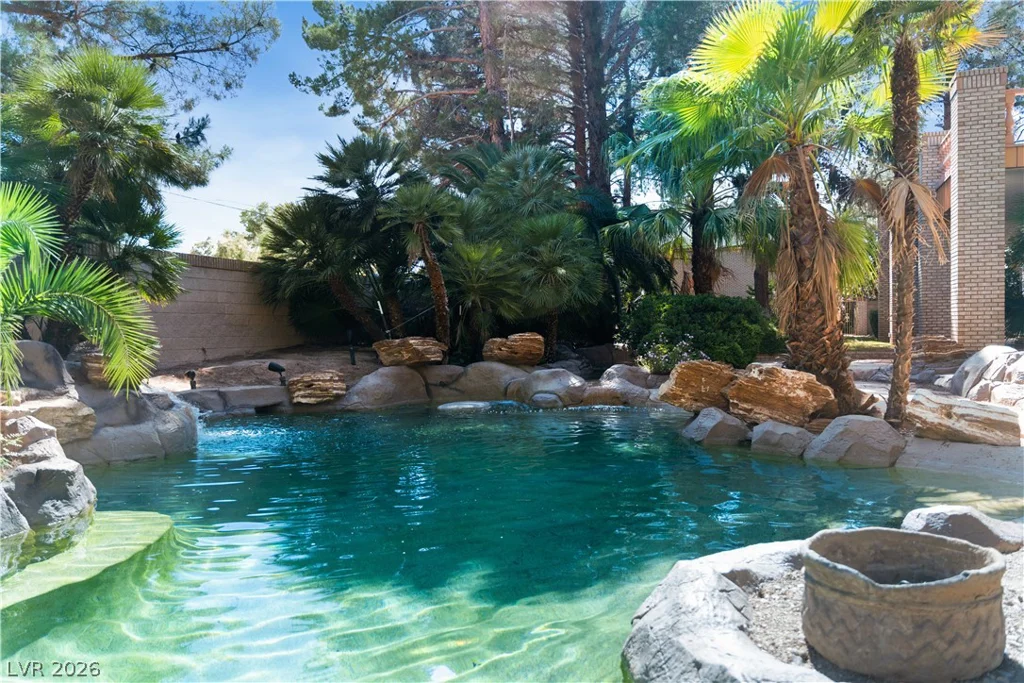 3687 Happy, Las Vegas, NV 89120
