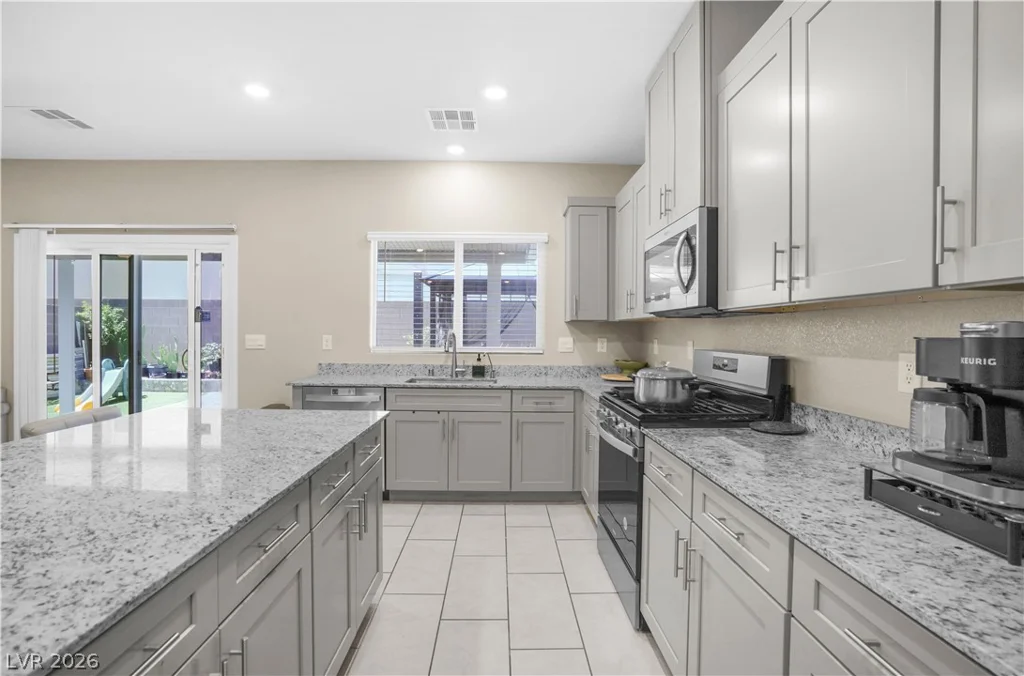 1889 Lawley Cove, North Las Vegas, NV 89084