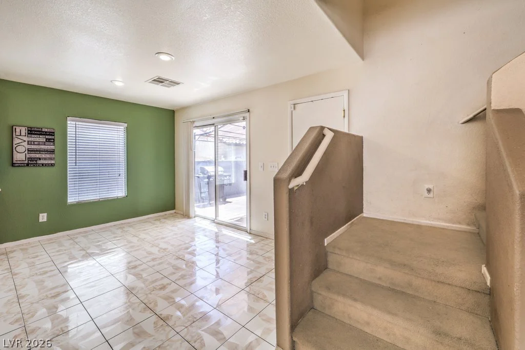 4544 Winter Place, Las Vegas, NV 89122
