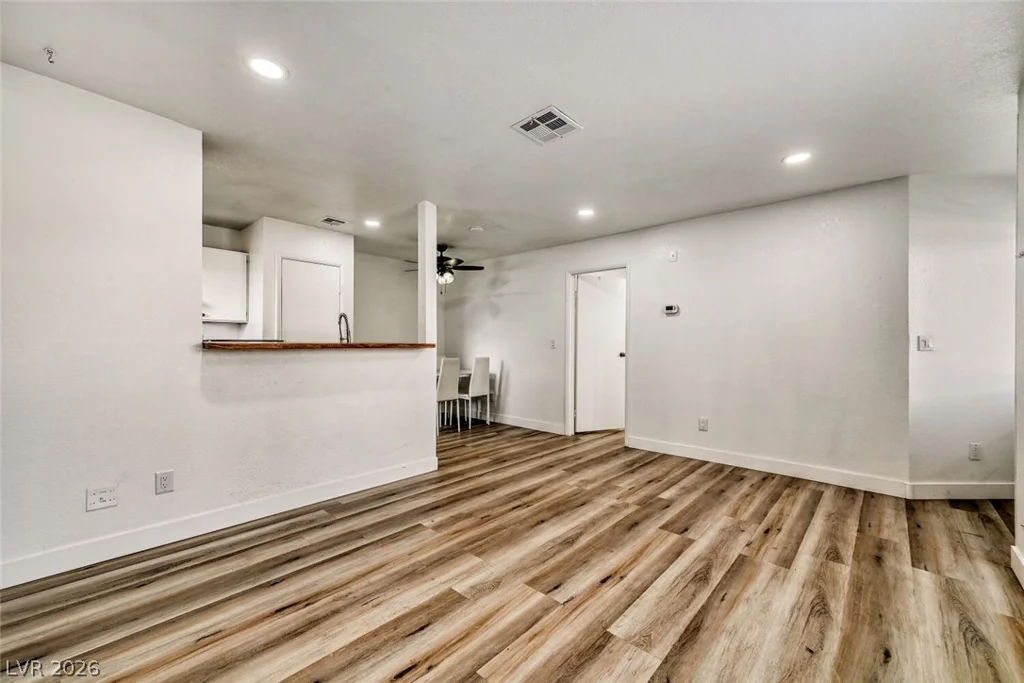 3923 Gogo, Las Vegas, NV 89103