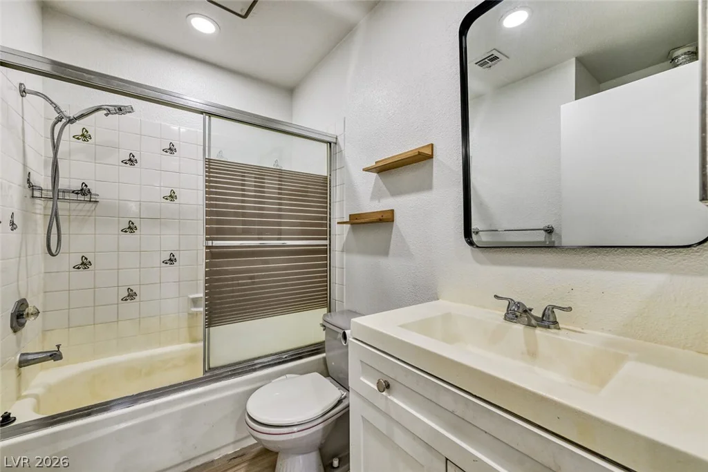 3923 Gogo, Las Vegas, NV 89103