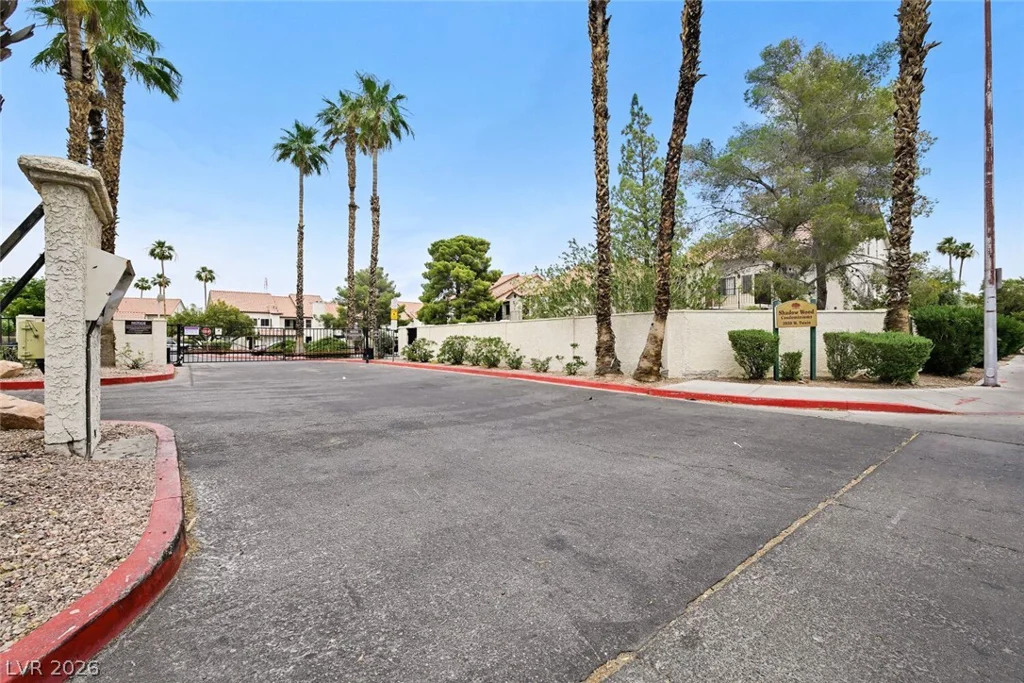 3923 Gogo, Las Vegas, NV 89103