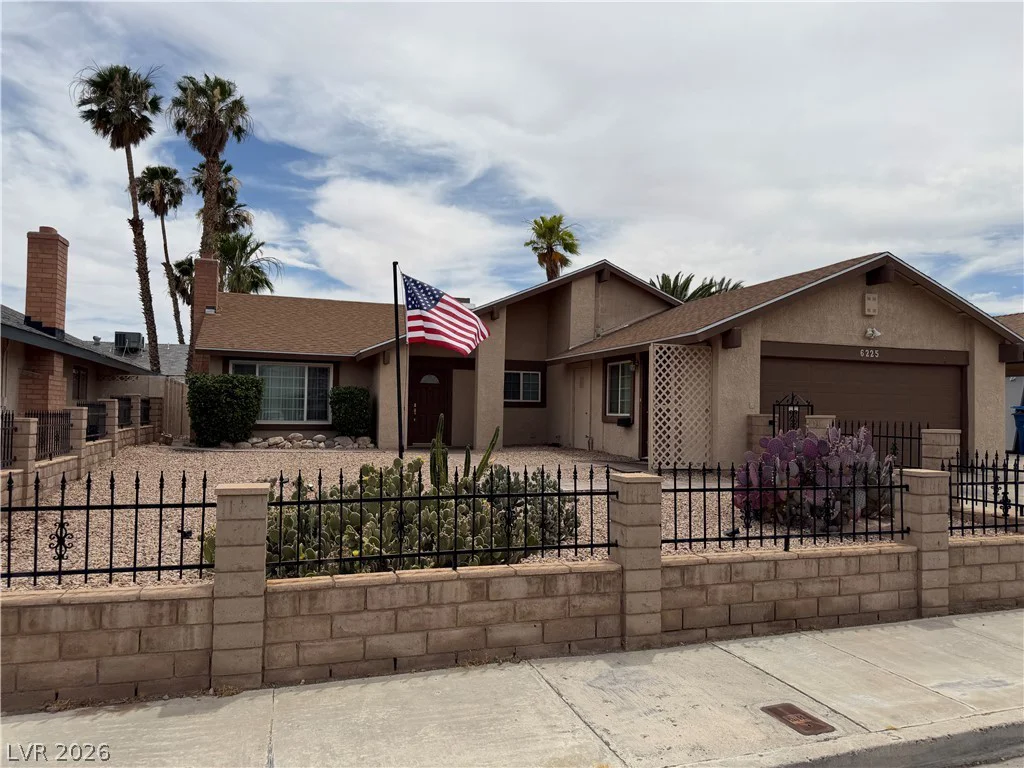 6225 Cedarwood, Las Vegas, NV 89103