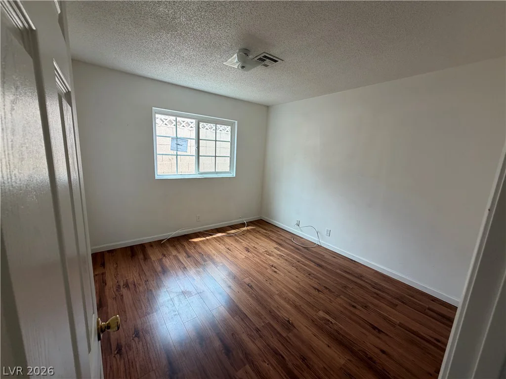 6225 Cedarwood, Las Vegas, NV 89103