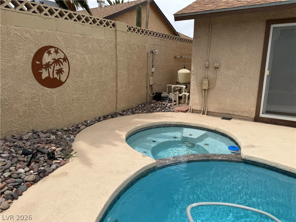6225 Cedarwood, Las Vegas, NV 89103