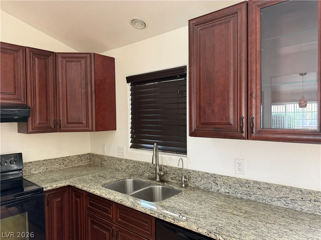6225 Cedarwood, Las Vegas, NV 89103