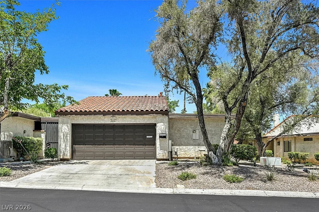 2450 El Paseo, Las Vegas, NV 89121