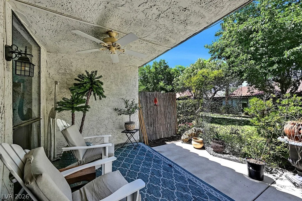 2450 El Paseo, Las Vegas, NV 89121
