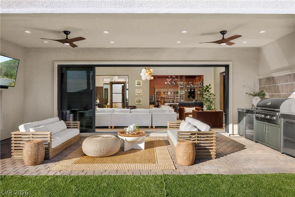 8565 Stange, Las Vegas, NV 89129