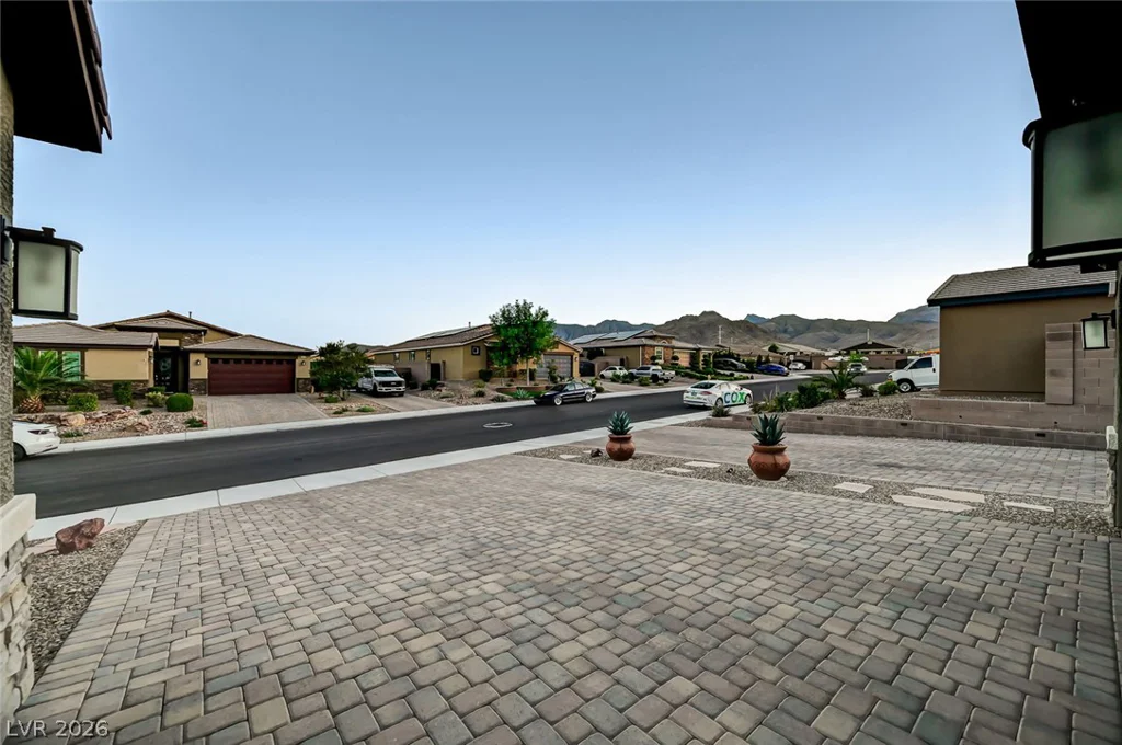 10430 Amulet Ridge, Las Vegas, NV 89149