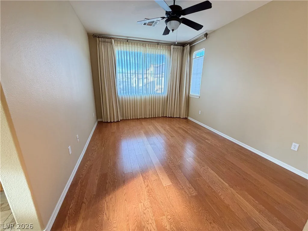 11398 Belmont Lake, Las Vegas, NV 89135