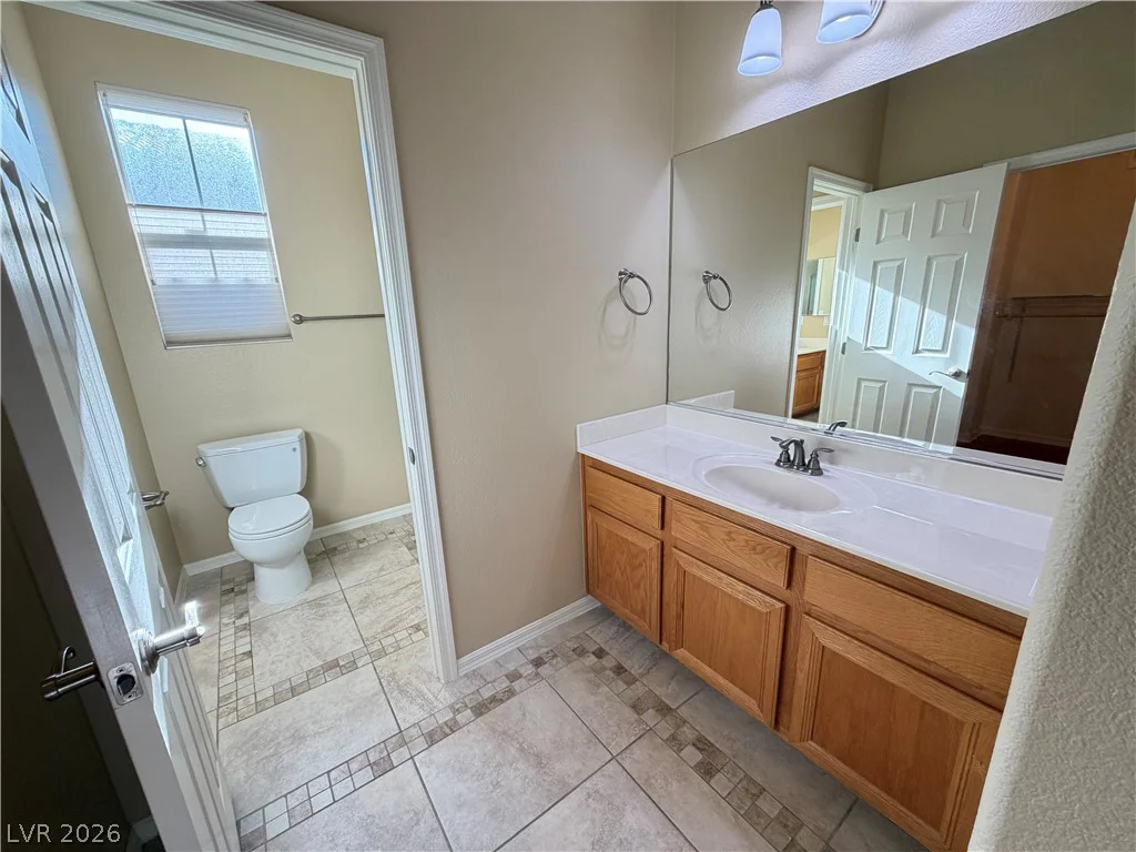 11398 Belmont Lake, Las Vegas, NV 89135