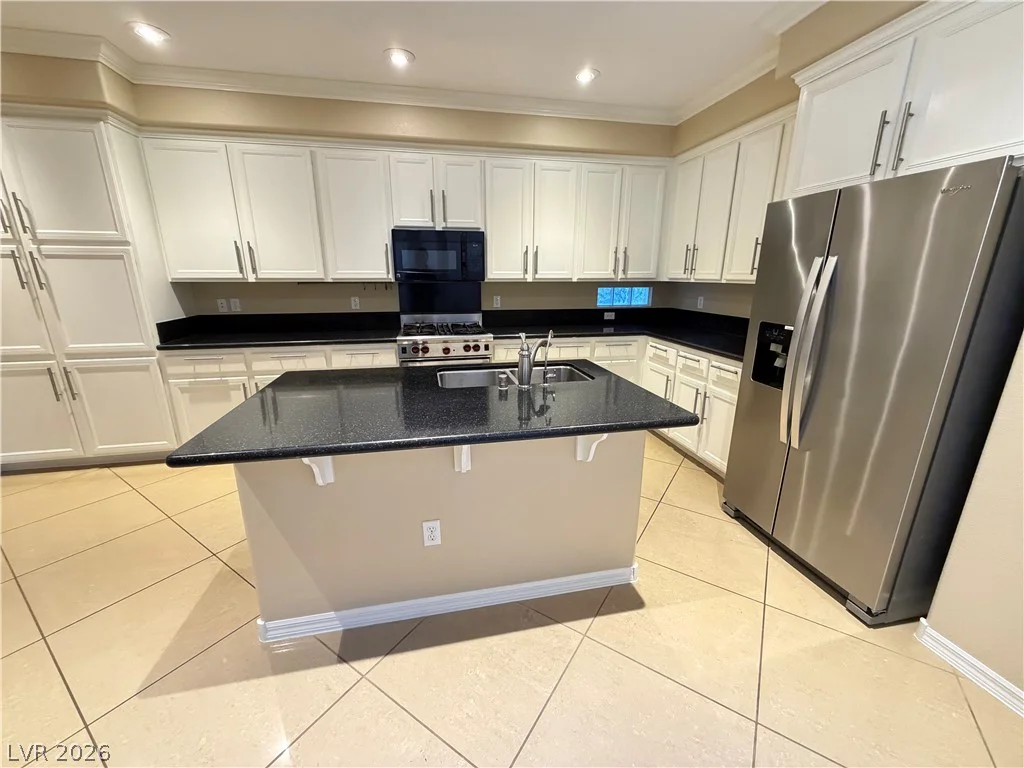 11398 Belmont Lake, Las Vegas, NV 89135