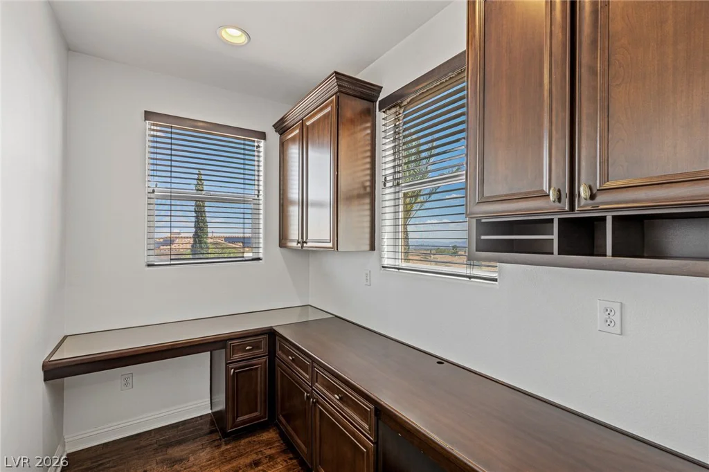 173 Brushton, Las Vegas, NV 89138