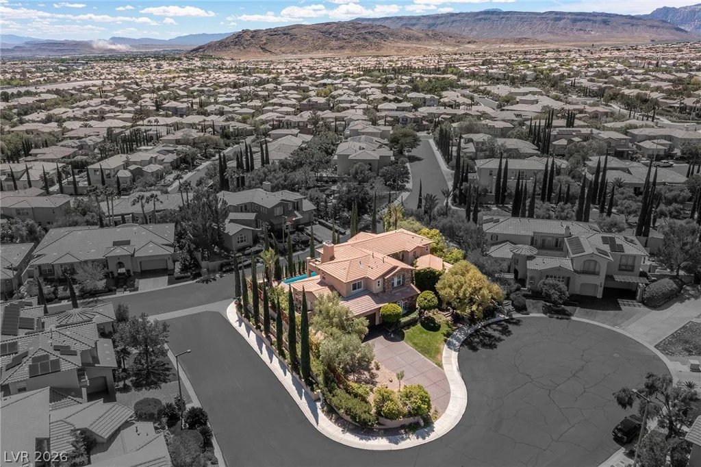 173 Brushton, Las Vegas, NV 89138