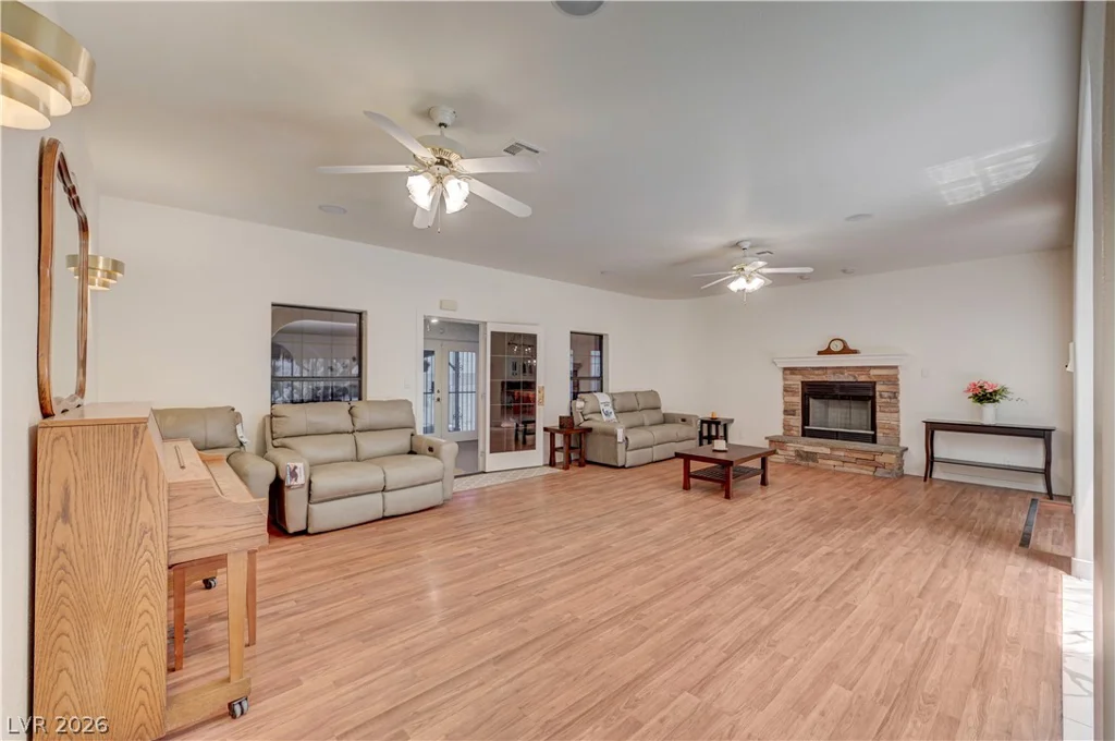 3240 Arby, Las Vegas, NV 89118