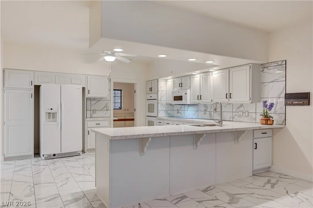 3240 Arby, Las Vegas, NV 89118