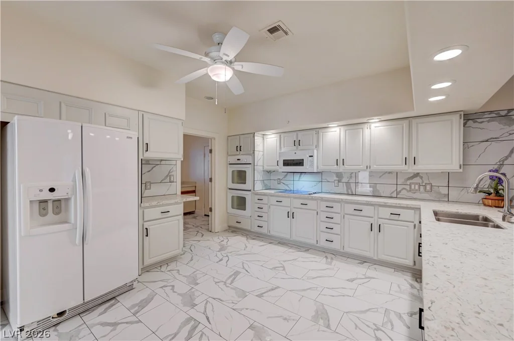 3240 Arby, Las Vegas, NV 89118